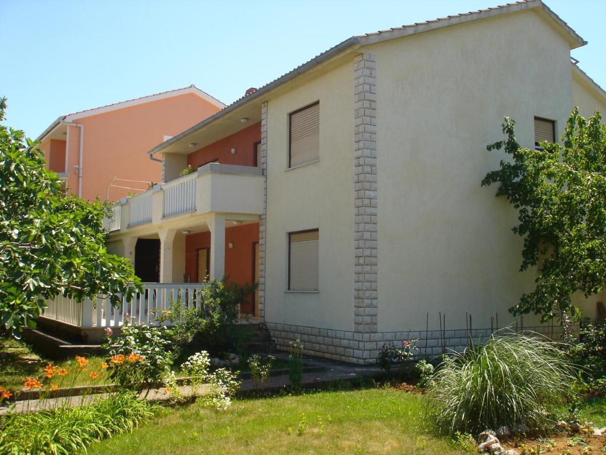 Apartments Grskovic G. Setaliste Šilo Dış mekan fotoğraf