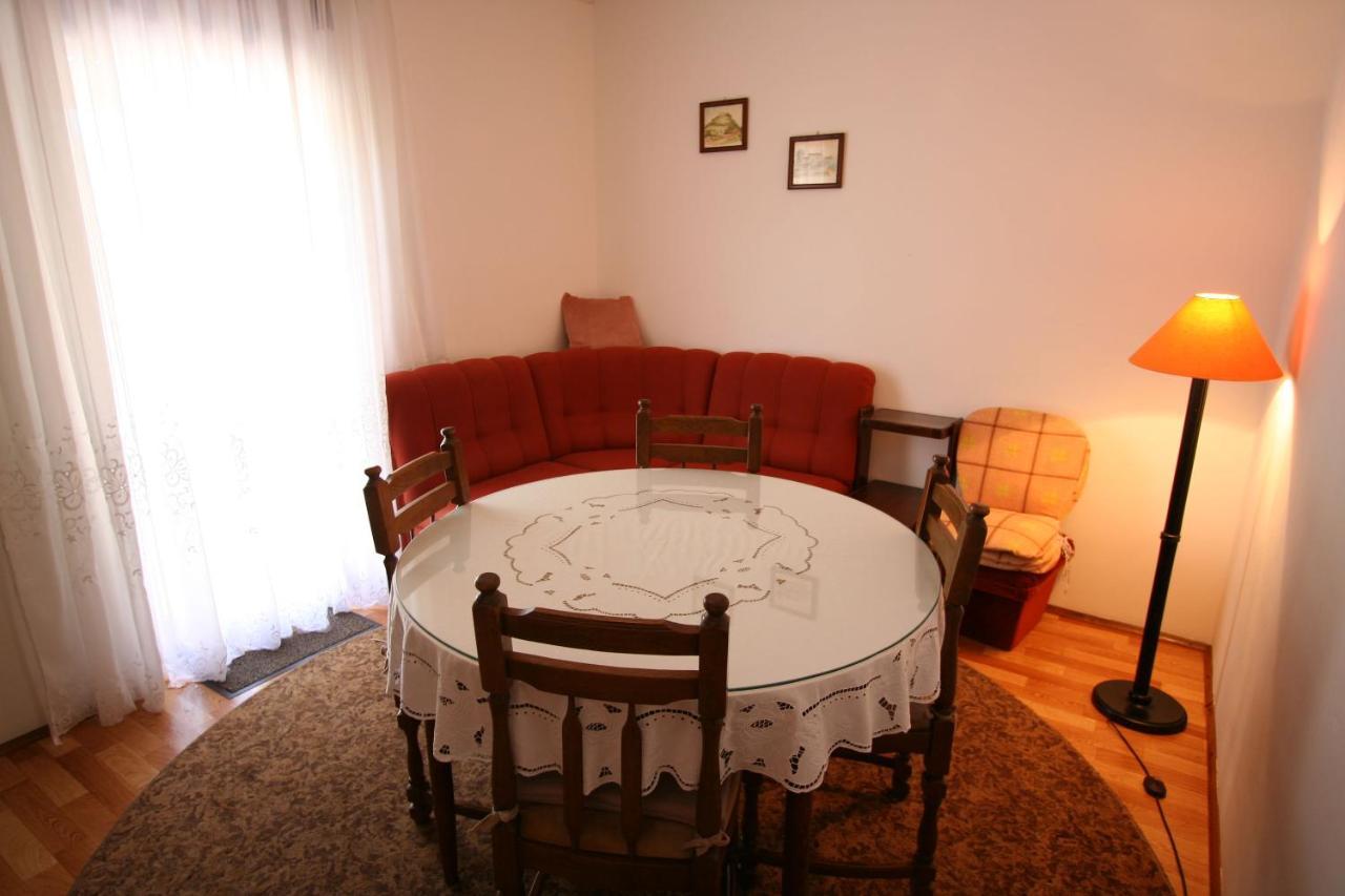 Apartments Grskovic G. Setaliste Šilo Dış mekan fotoğraf